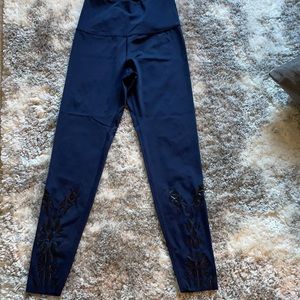 Beyond yoga navy blue leggings